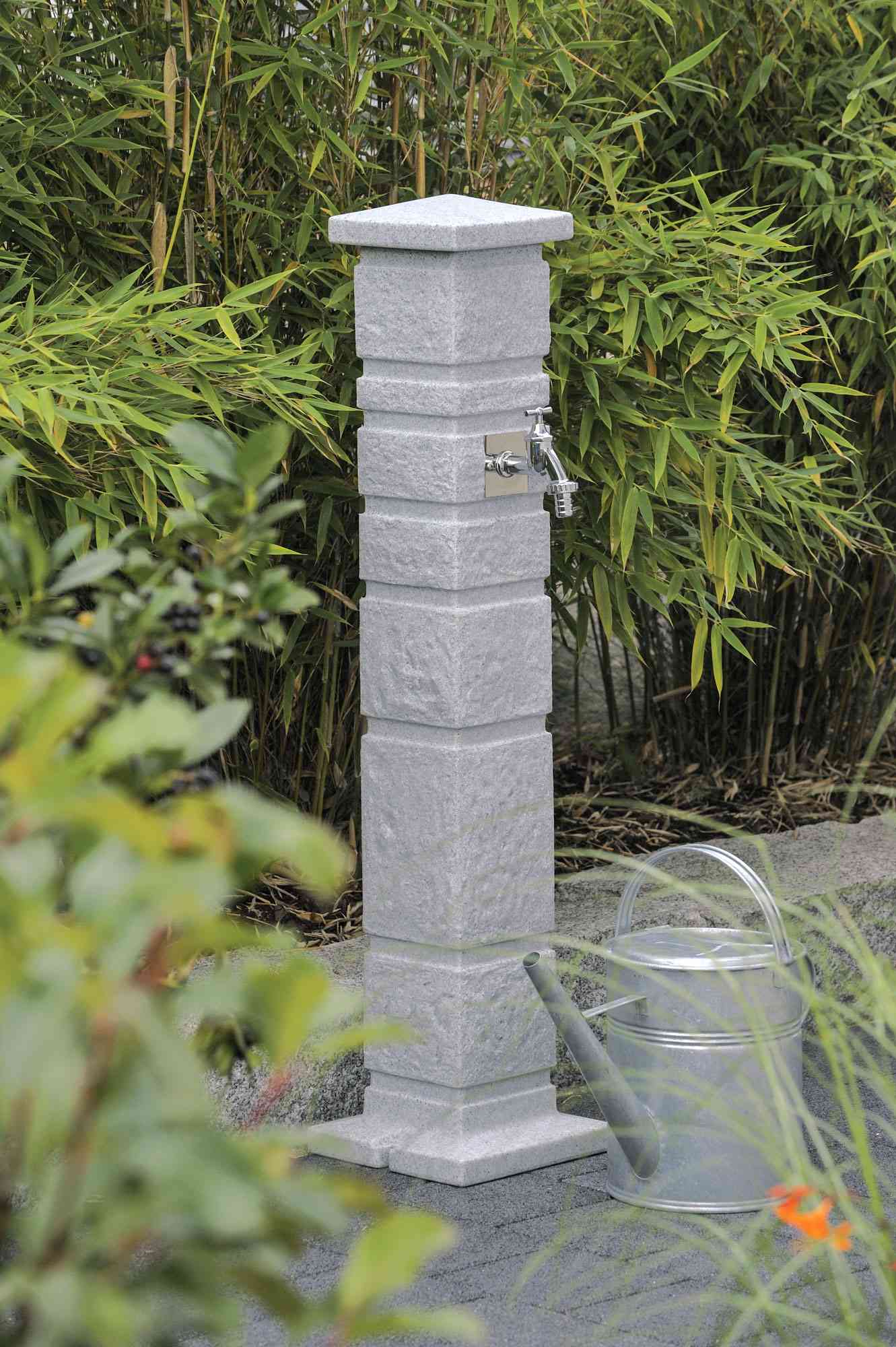 Colonne à eau de jardin ROMANA