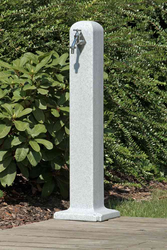 Colonne à eau pour jardin POLLER